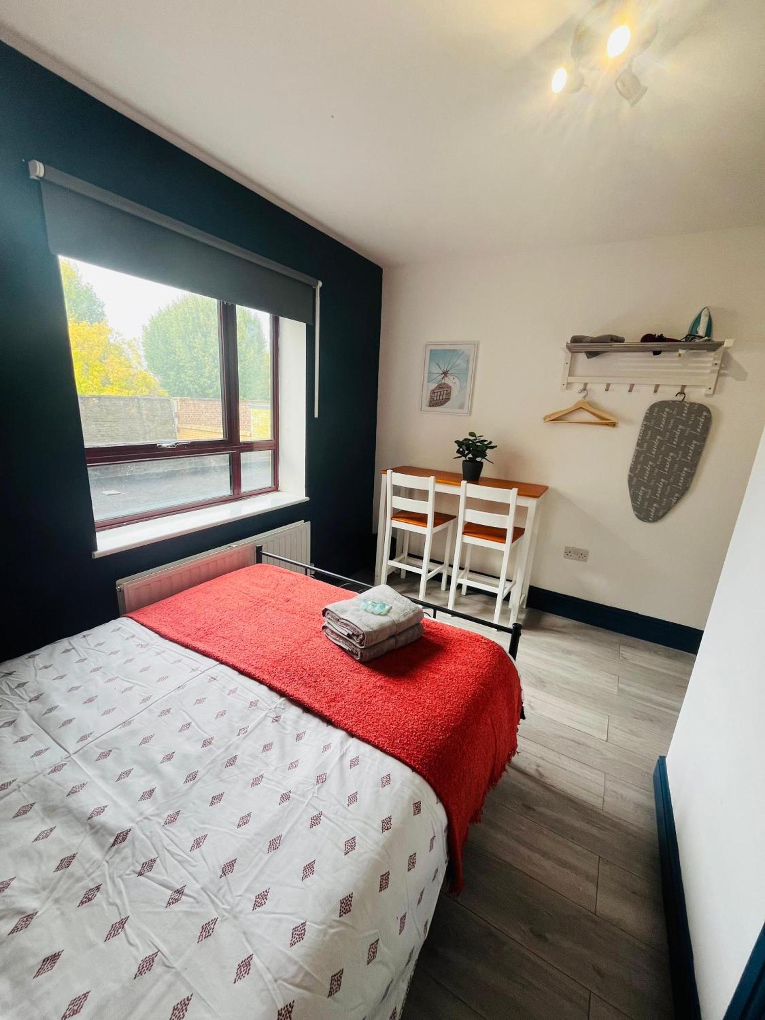 London Budget Rooms 603 Екстериор снимка